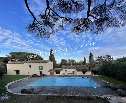 Very beautiful villa of around 200 m2 with swimming pool