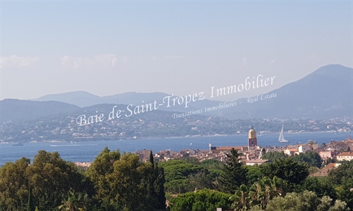 Villa panoramic view of the sea and the village of Saint-Tropez