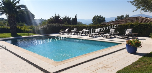 Villa panoramic view of the sea and the village of Saint-Tropez