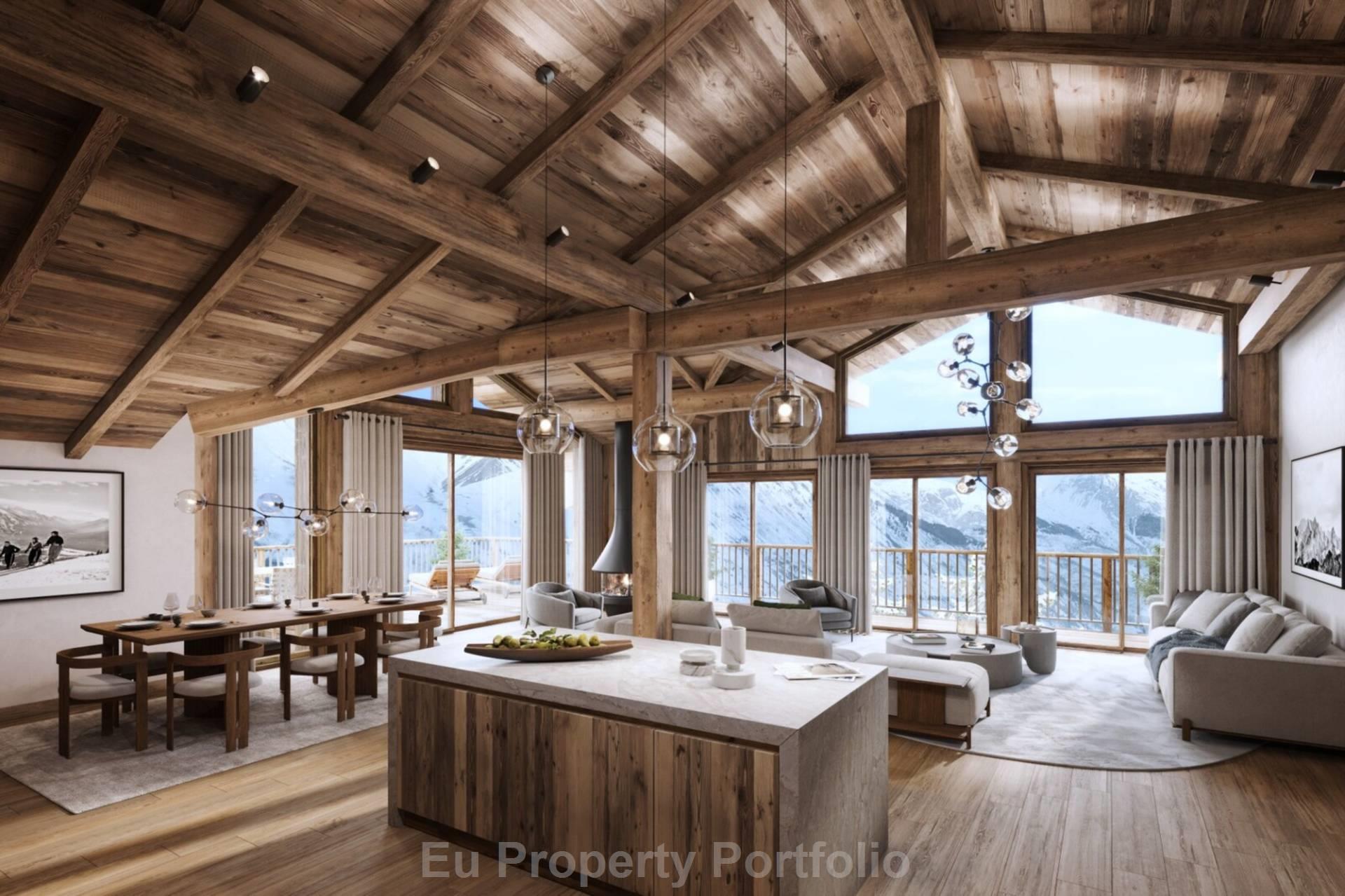 6 Bedroom Chalet, Villette