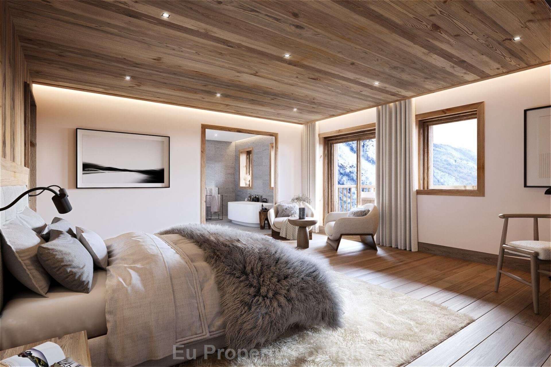 6 Bedroom Chalet, Villette