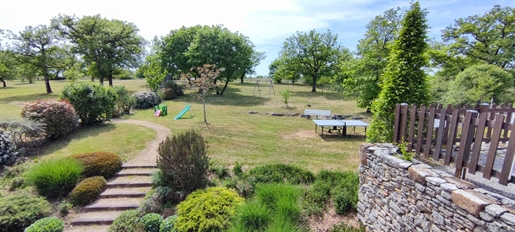 Rocamadour - real estate complex with 3 gîtes on approx. 2400 m2 land - ideal investor