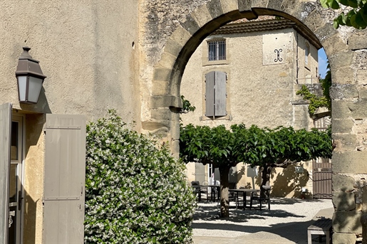 Between St Remy and Uzès, an historical house