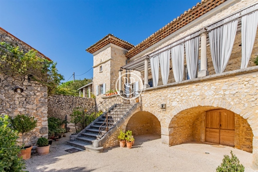 Stunning property close to the gorges of the Ardeche