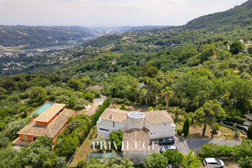 A real haven of peace for this charming villa.