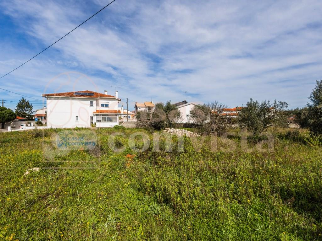 Bouwgrond / Oppervlakte met 1200m2 / Fátima