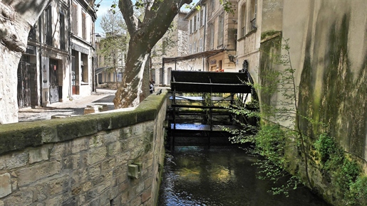 Avignon : Loft de charme avec loggia au cœur de la vieille ville