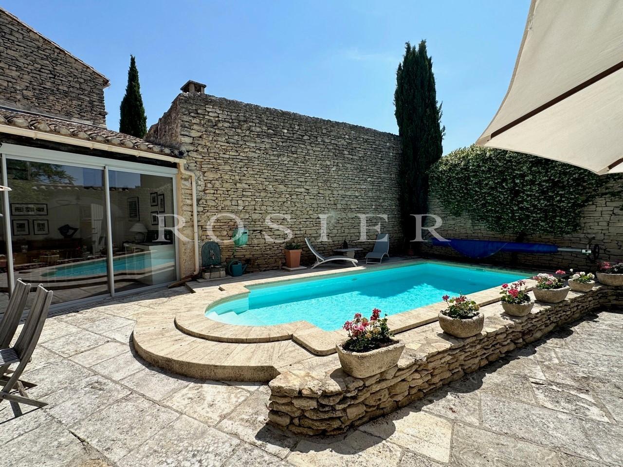 Compra: Vivenda (84220)