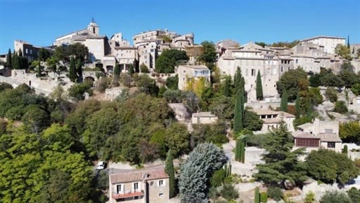 Gordes village: house with exceptional views