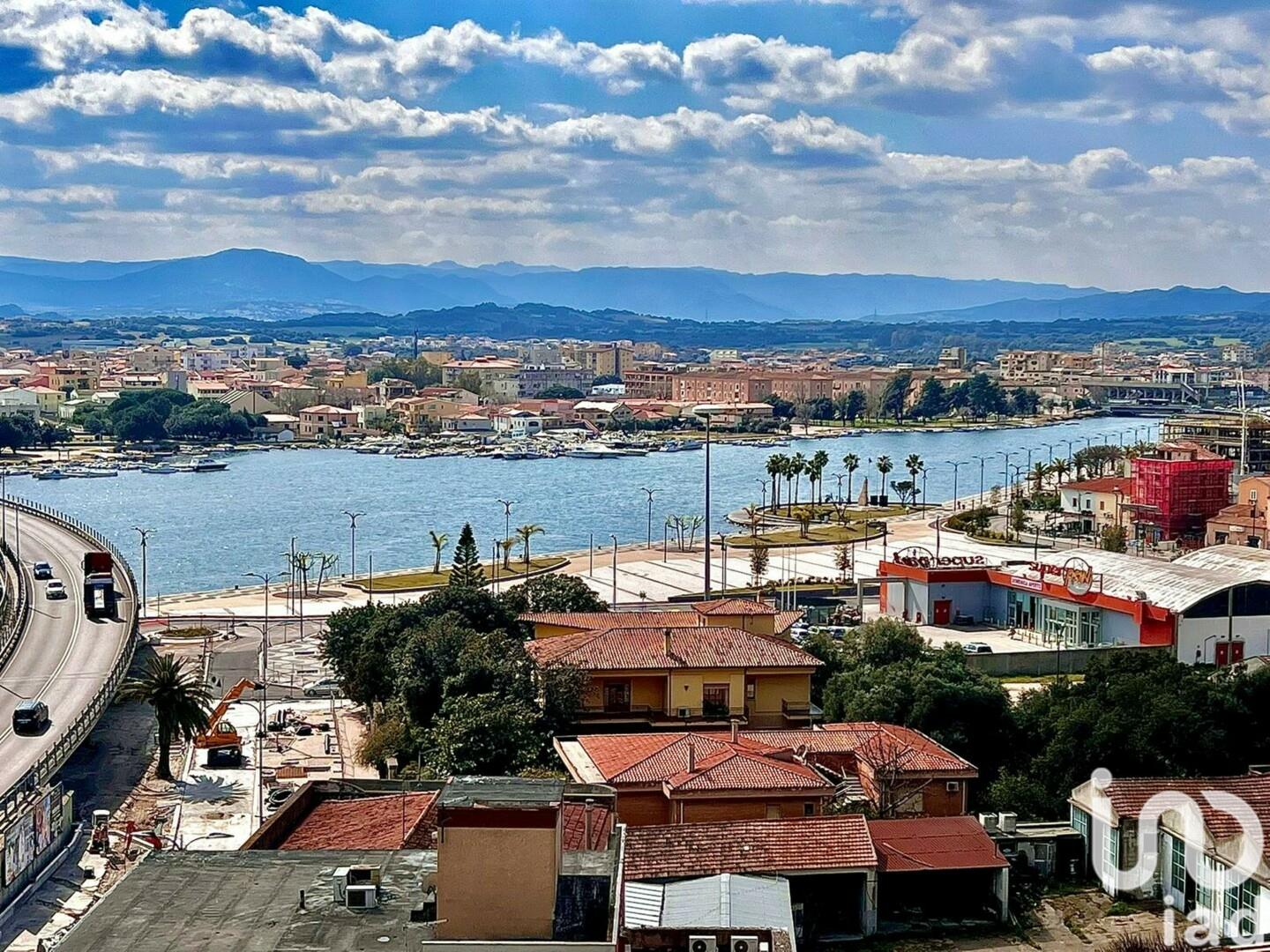 Vendita Appartamento 137 m² - 4 camere - Olbia