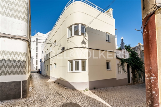 Oportunidade de Investimento – 2 apartamentos com Terraço vista rio - Portimão