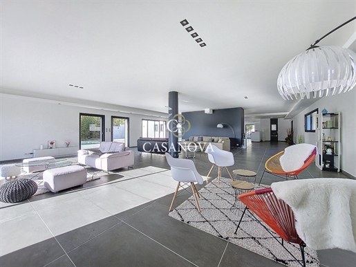 Proche Pézenas - Villa contemporaine 390 m2 - 6 chambres - superbe vue