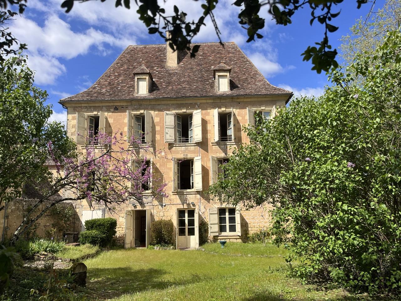 Prestigious Bastide Residence