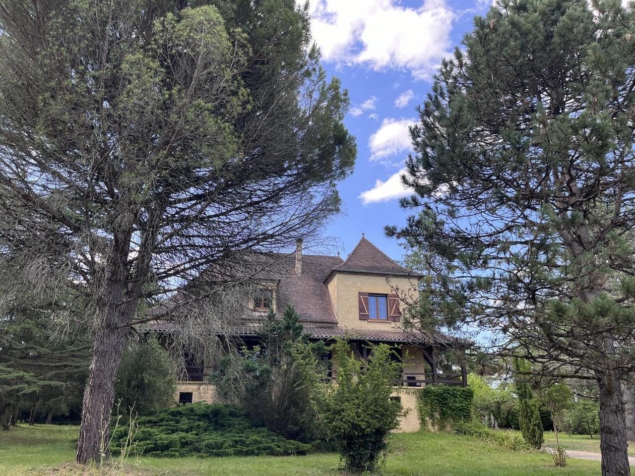 Demeure De Caractère À Deux Pas D'une Bastide