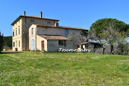 Detached villa for sale in Fauglia, from review-Ref. Axm04