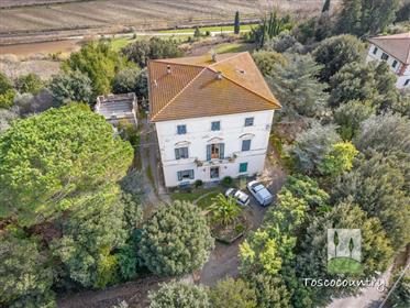 Single villa for sale in Fauglia, in good condition - Rif. Are03