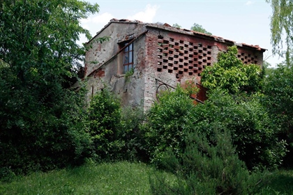 Venkovský dům na prodej v Crespina Lorenzana, který má být obnoven - Ref. Aqd04
