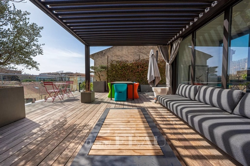 Aix-En-Provence - Triplex avec toit terrasse