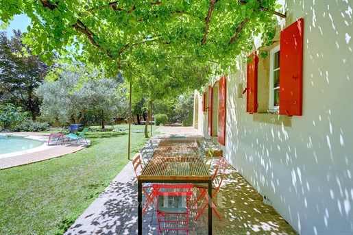 A delightful property in the Aix countryside
