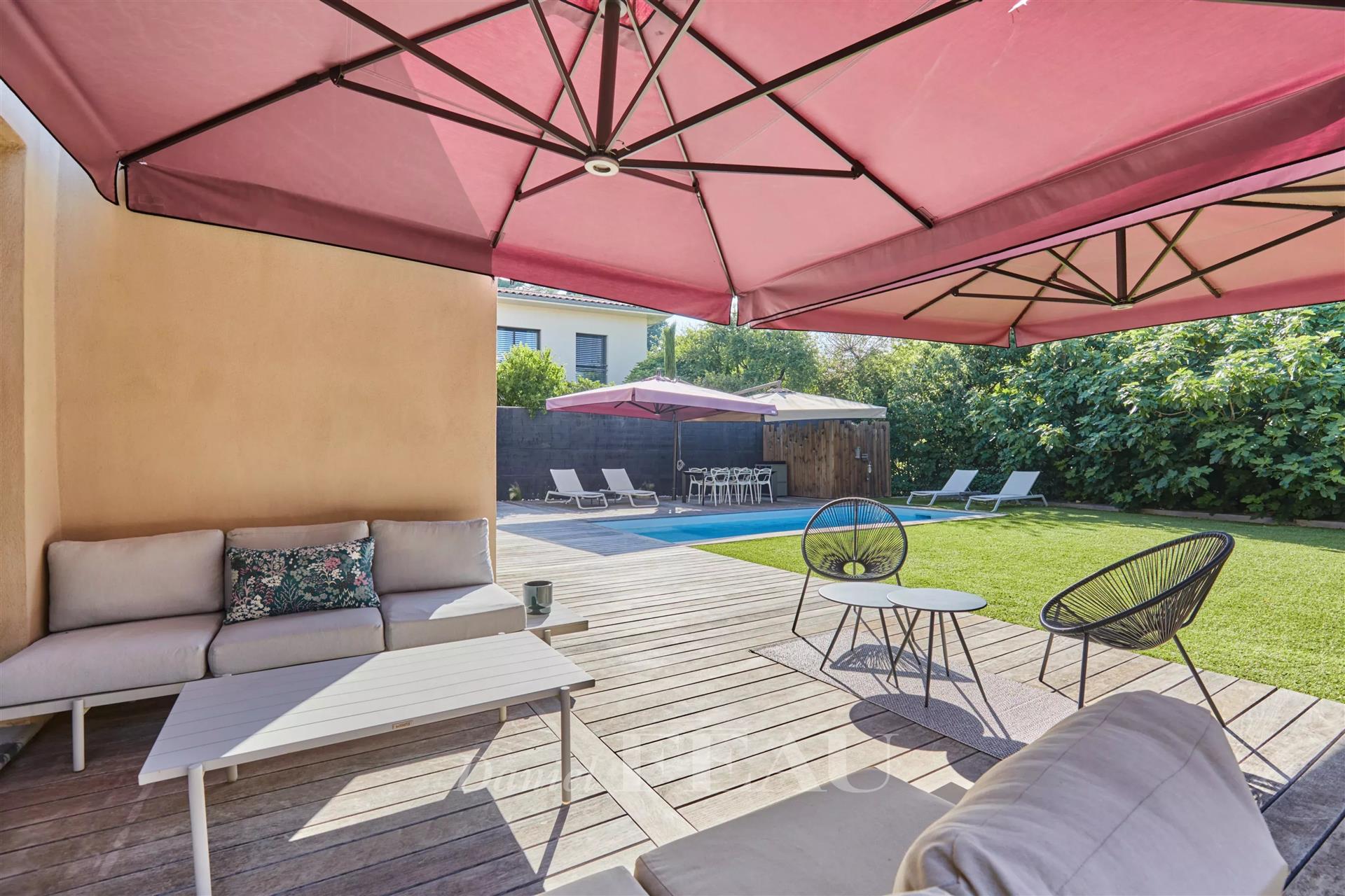 Compra: Vivenda (13100)