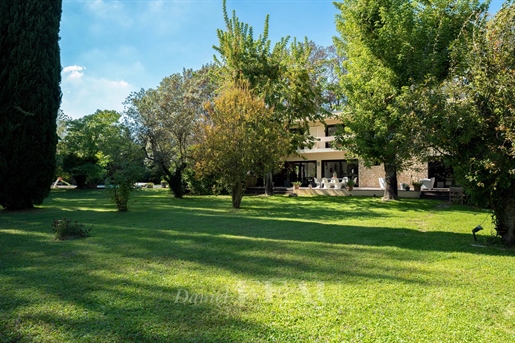 Aix en Provence – A 4-bed family home