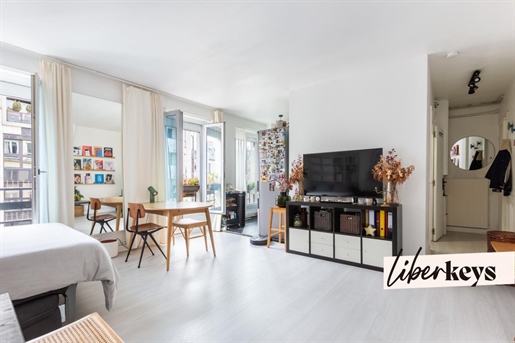 Sehr schöne Wohnung komplett renoviert U-Bahn-Linie 1 und Bois de Vincennes