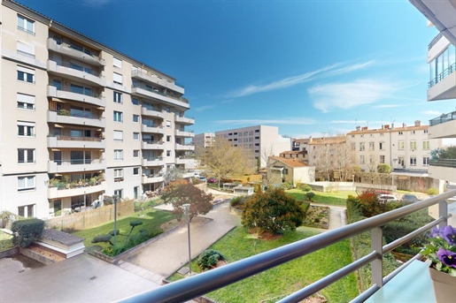 Wohnung T3 von 72 m² mit Balkon - Rue Coste - Quartier Croix Rousse/Cuire