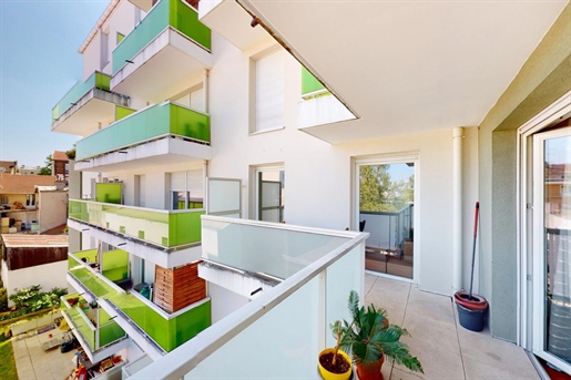 4-room apartment of 97.79 m² | rue de Verdun | Noisy le sec