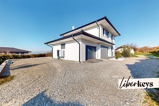 House of 125 m² lake view in Publier