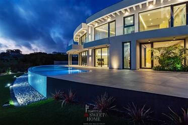 Oeiras Golf & Residence - Villa de luxe de 6 chambres avec une vue imprenable sur le lac