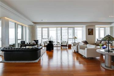 Appartement de luxe exquis à Meier sur Rothschild