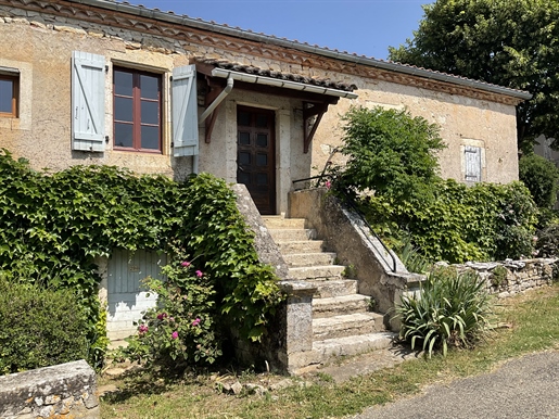 Steinhaus in einem Dorf 20 Minuten nördlich von Cahors