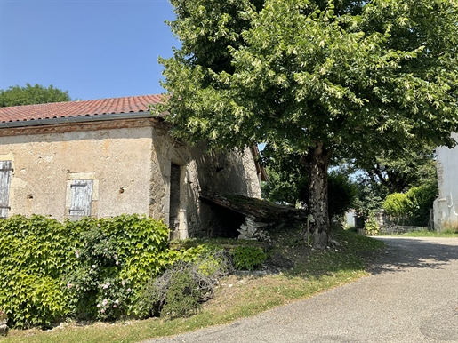 Maison En Pierre Dans Un Village A 20 Minutes Nord Cahors