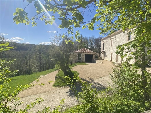 Pretty Hamlet Property With Barn Transformed Into A Gite