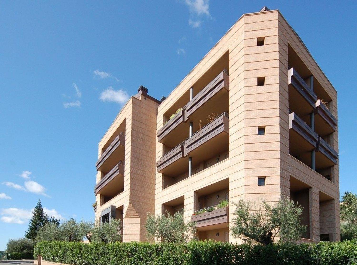 Purchase: Apartment (06126)