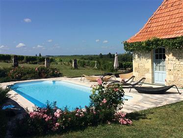 3 B&B rooms / Charentaise House / Swimming Pool