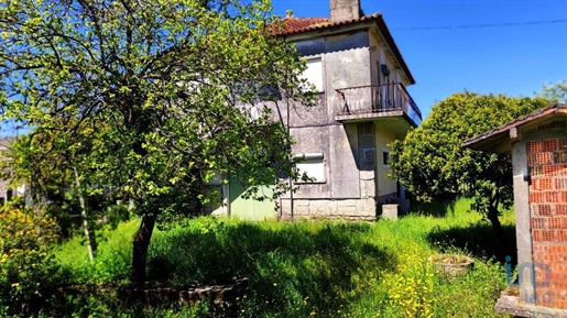 Home / Villa with 3 Rooms in Viana do Castelo with 184,00 m²