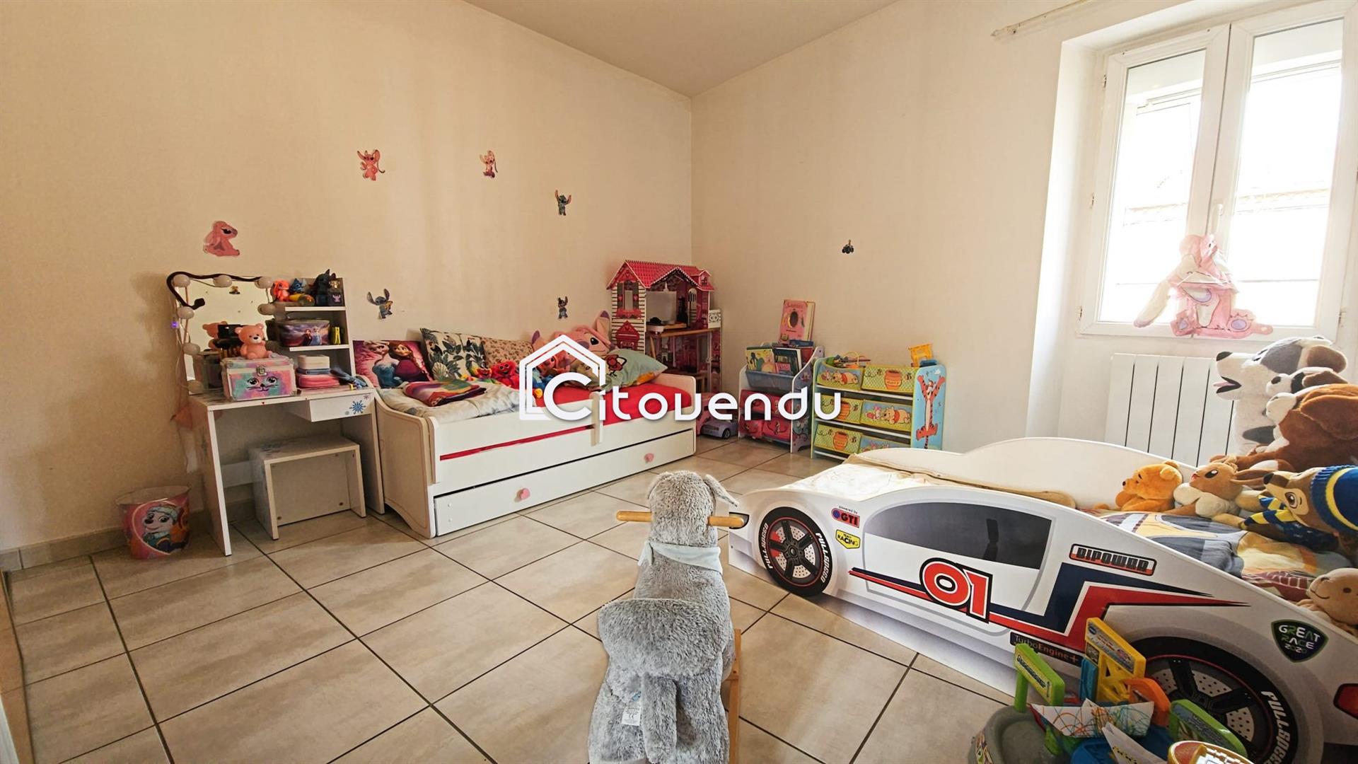 Purchase: House (66160)