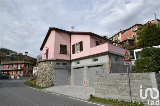 Vendita Casa indipendente / Villa 110 m² - 2 camere - Neirone