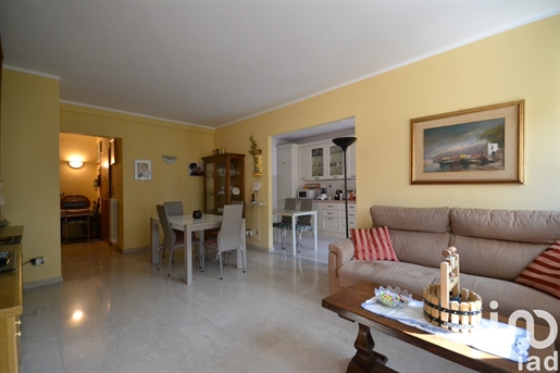 Sale Apartment 103 m² - 2 bedrooms - Genoa