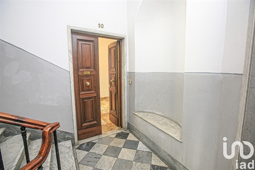 Sale Apartment 190 m² - 4 bedrooms - Genoa