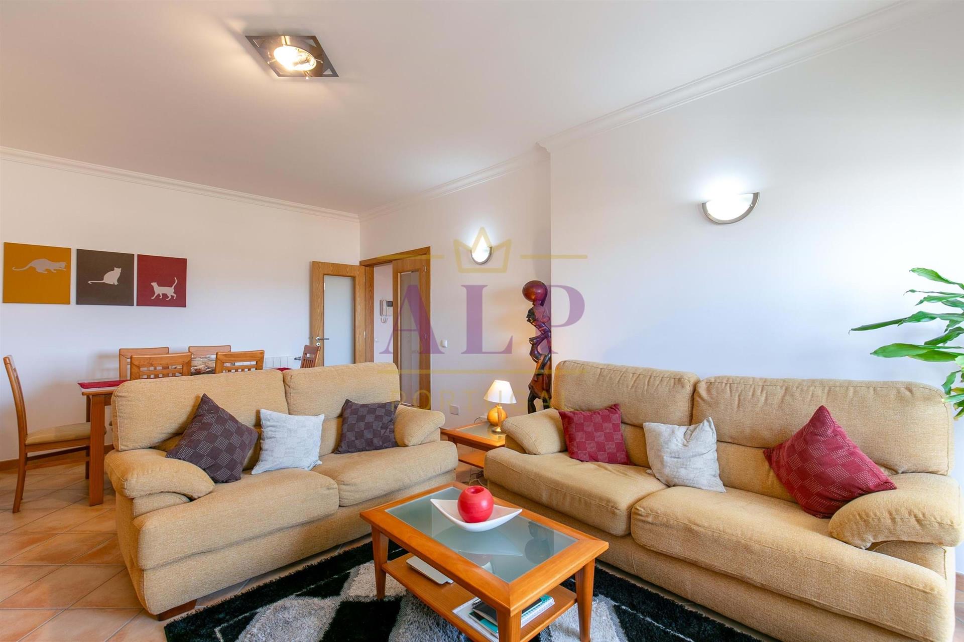 Apartamento T2 bien presentado en Lagos, cerca de Porto de Mos
