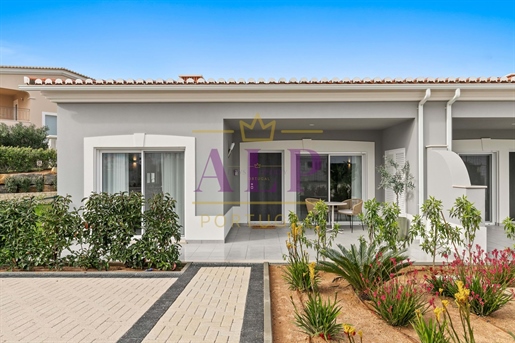 2 Bedroom Bungalow in Boavista Golf & Spa