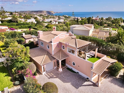 Prachtige villa in Luz met prachtig uitzicht op de oceaan