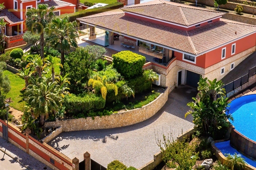 Helle und geräumige Villa am prestigeträchtigen Strand von Porto de Mós - Lagos