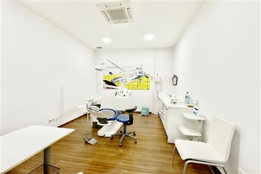Clinique dentaire à Leria près du stade