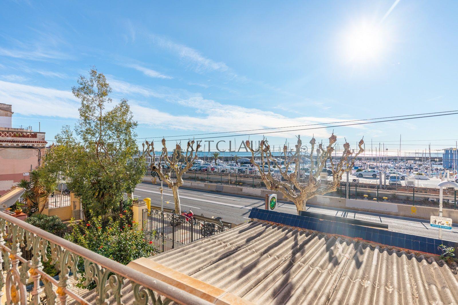 El Masnou. Indian farm on the seafront to be renovated