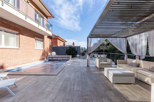 Villa à Alella avec piscine privée et espace détente