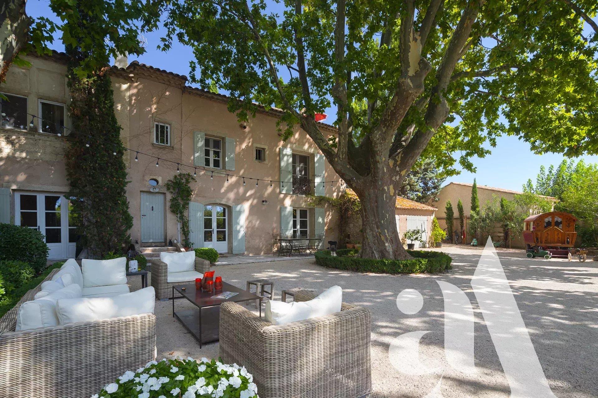 Paradou - Old Village House -