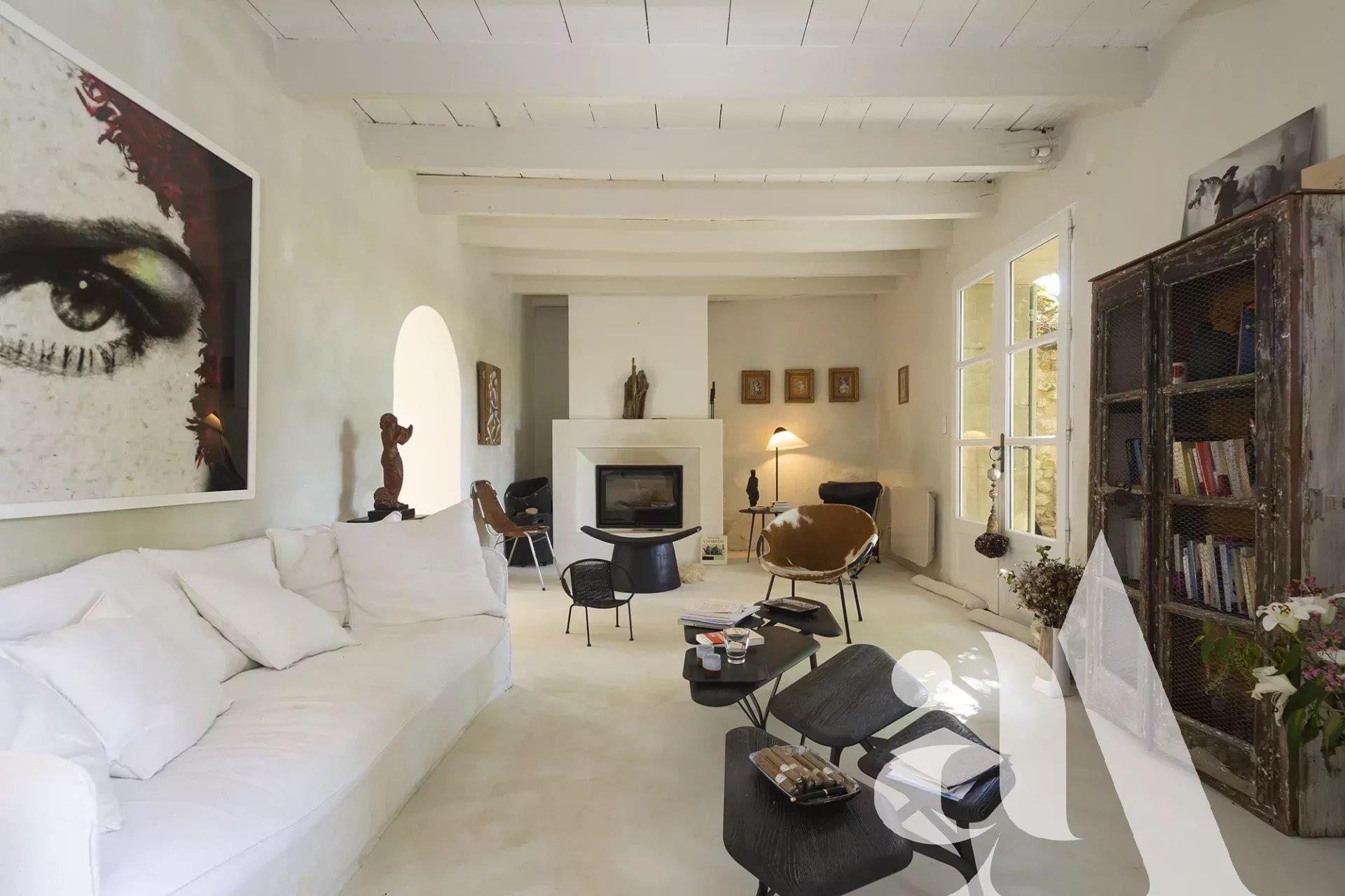 Paradou - Old Village House -